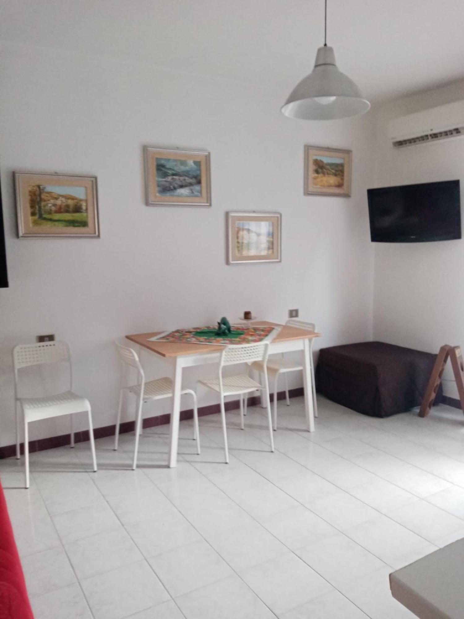 Daro'S Apartment Селарджус Экстерьер фото